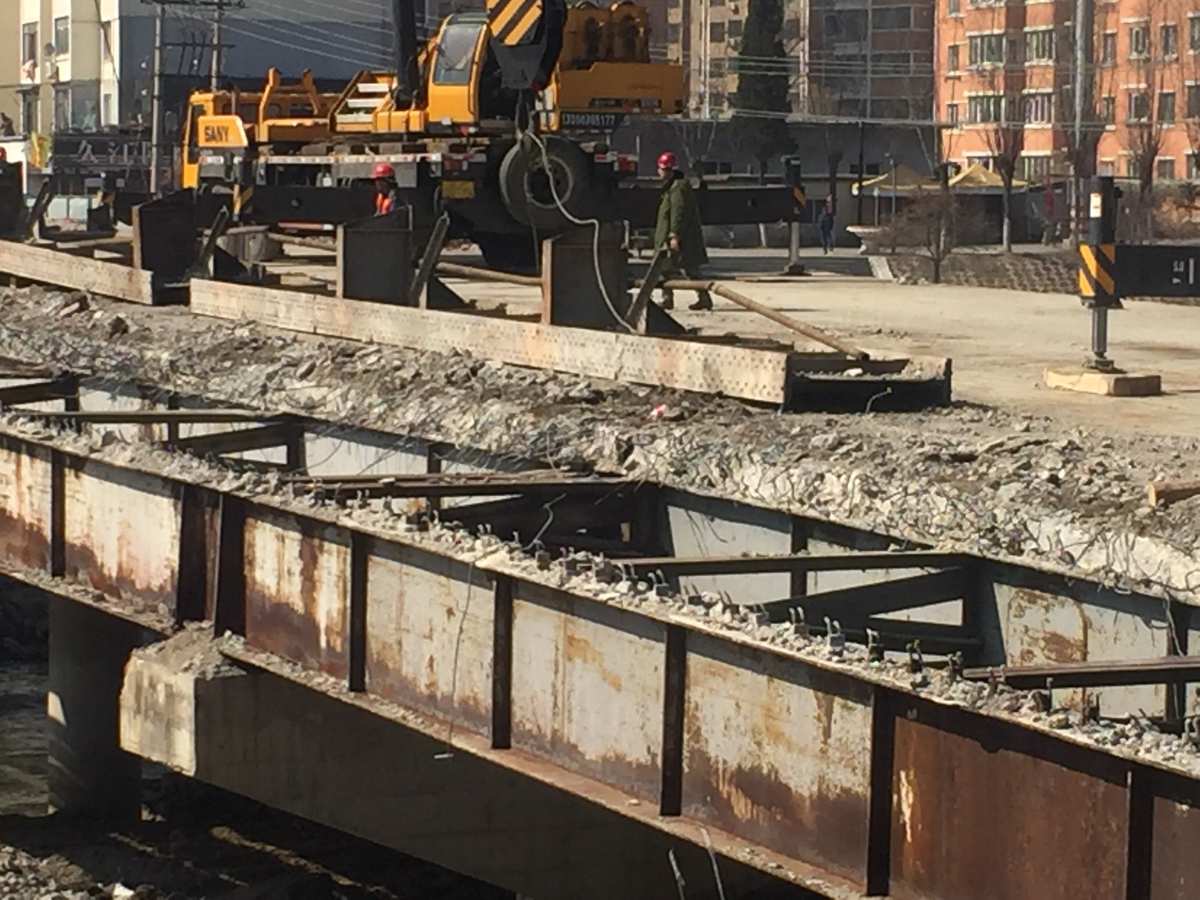 橋梁拆除,混凝土拆除工程